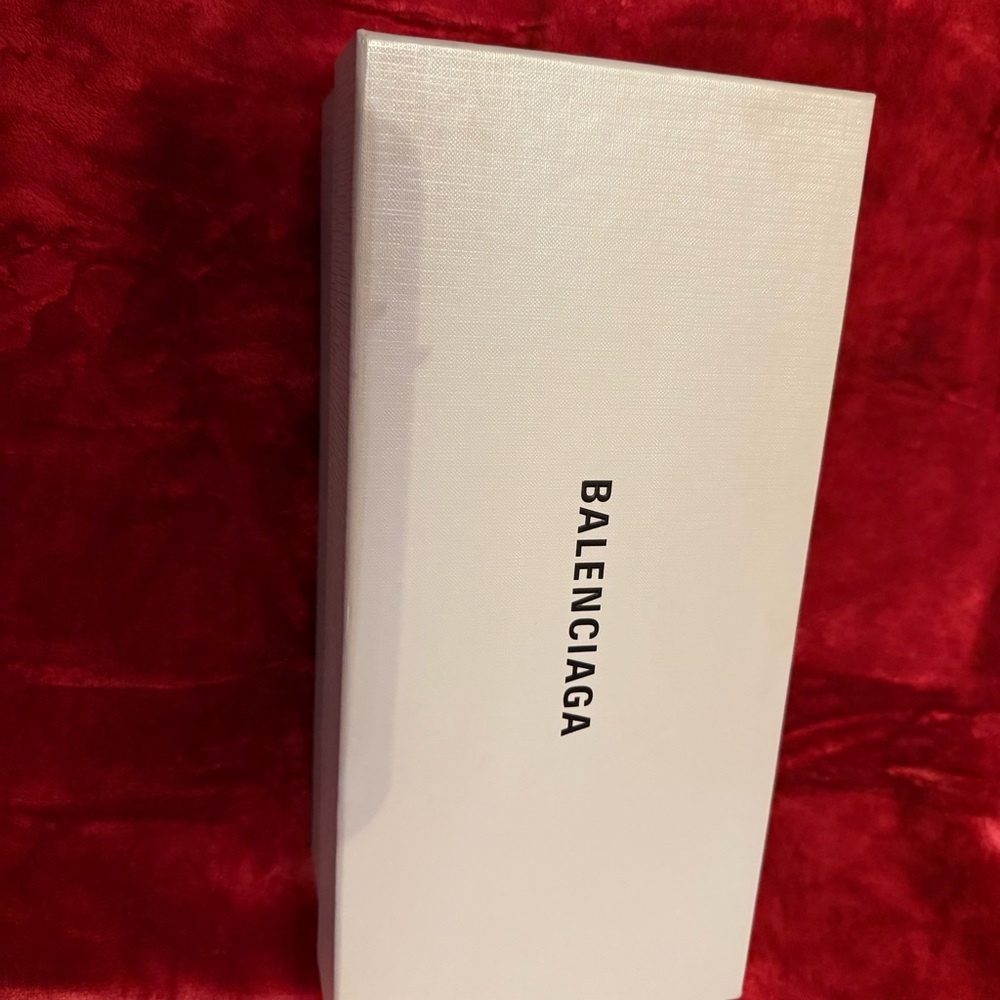 Balenciaga Silver Cagole Sandal Flat Women 7 (37) NWT, Box, and Dust Bag